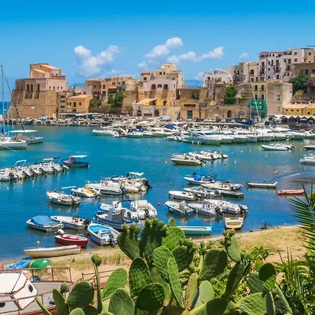 Vacanze Del Corso Holiday home *